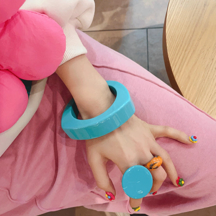 Geometric Acrylic Statement Bracelet - Modomu