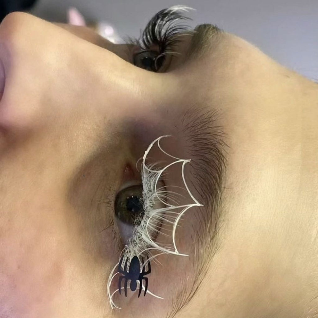 Cut Out Cobweb Lashes