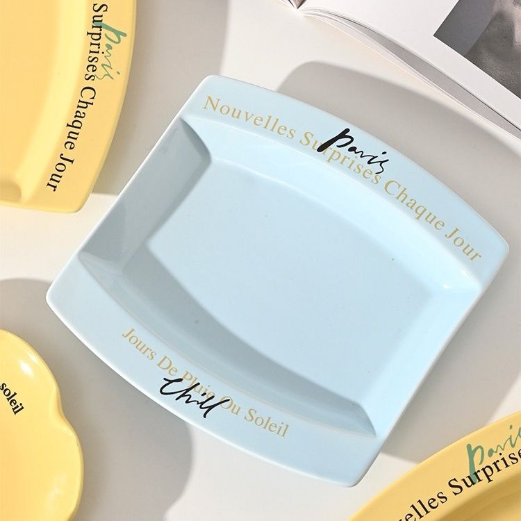 Retro French Script Tableware