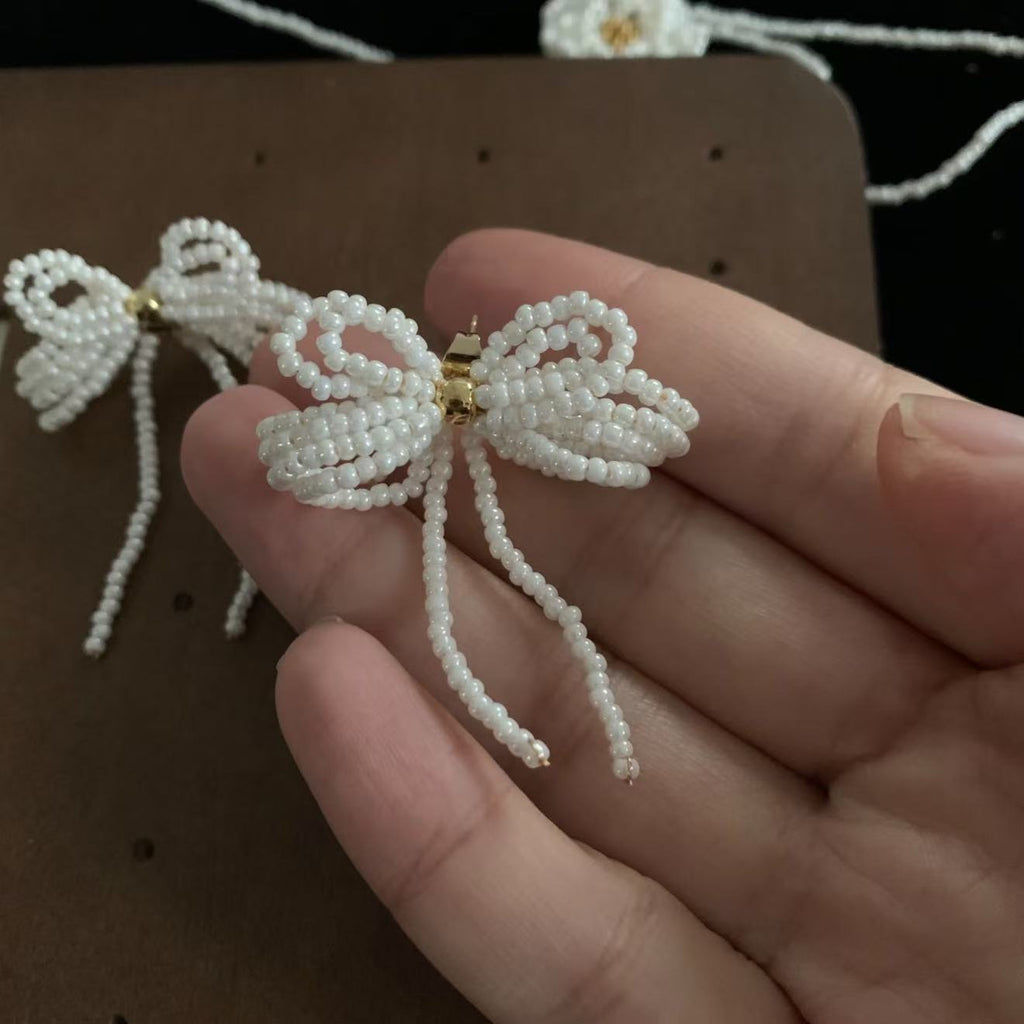 Bow Beaded Statement Earrings - Modomu