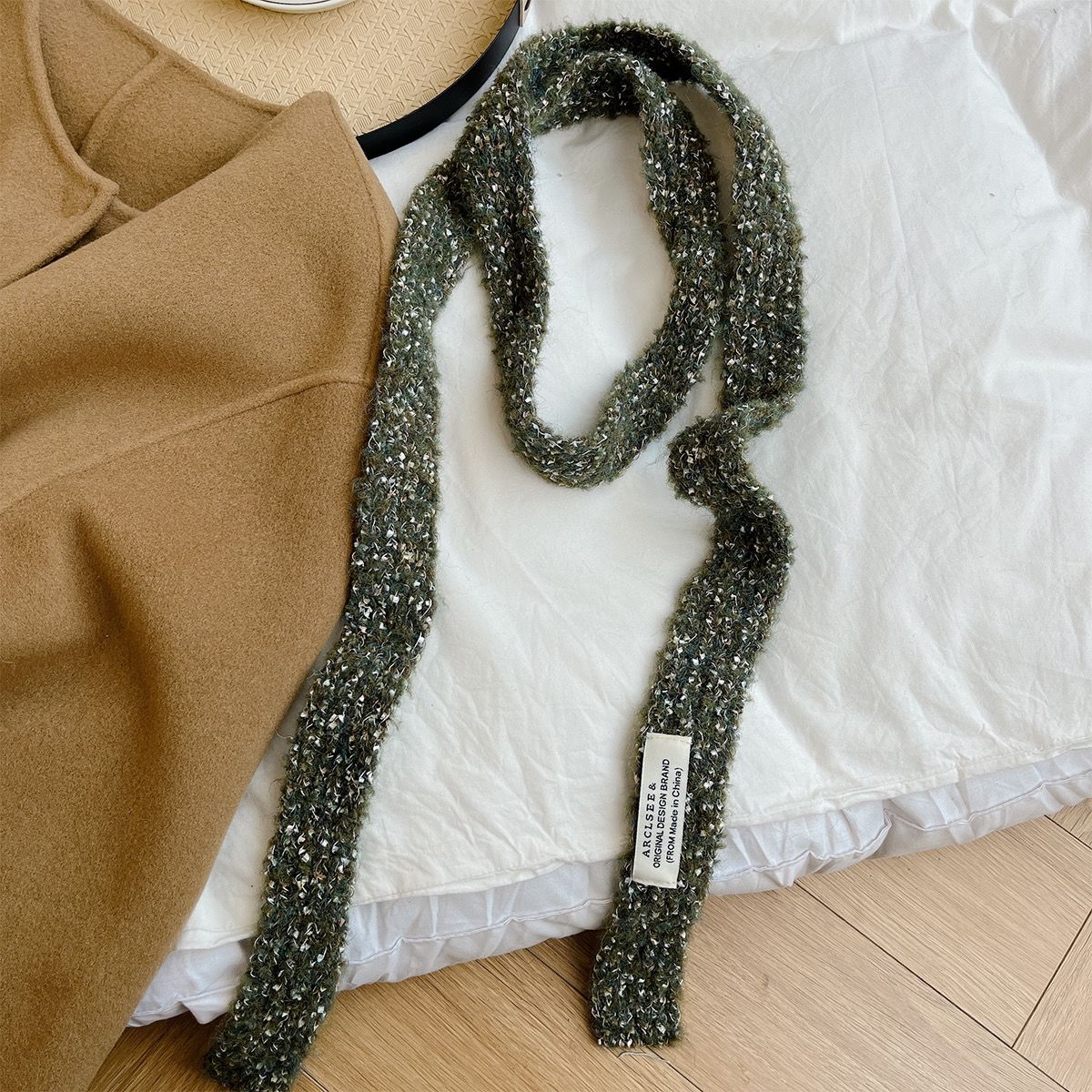 Plush Long Neck Scarf - Modomu