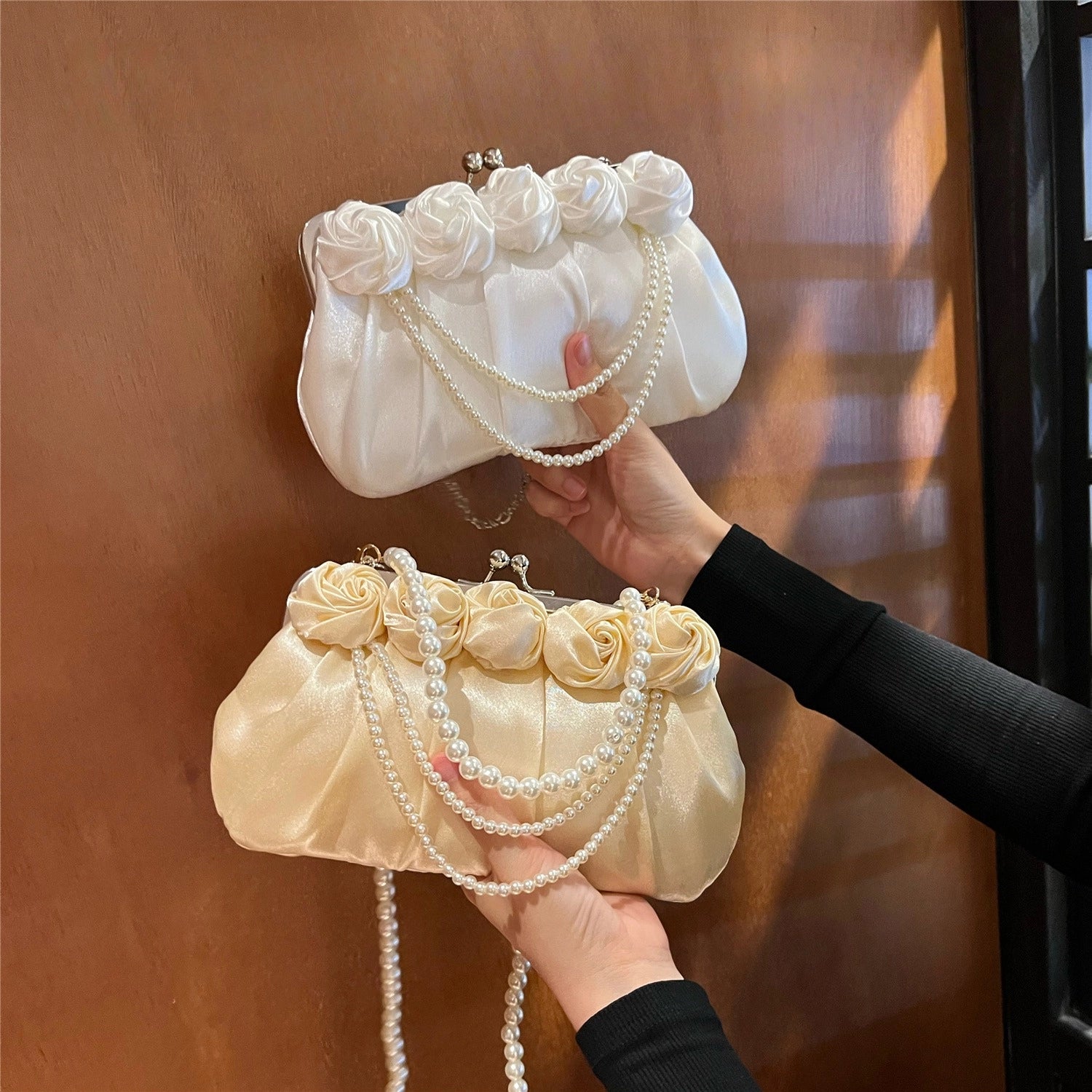 Retro Pearl Embellished Handbag - Modomu