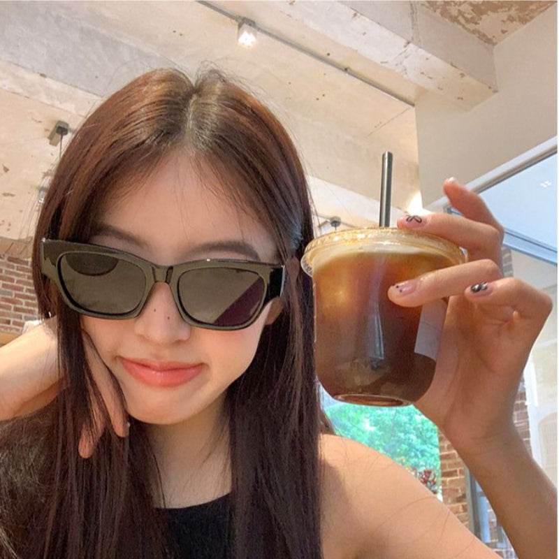 Unisex UV Protection Sunglasses