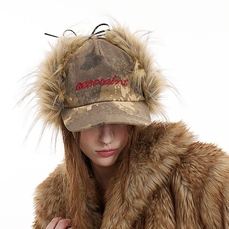 Retro Embroidered Earflap Cap - Modomu