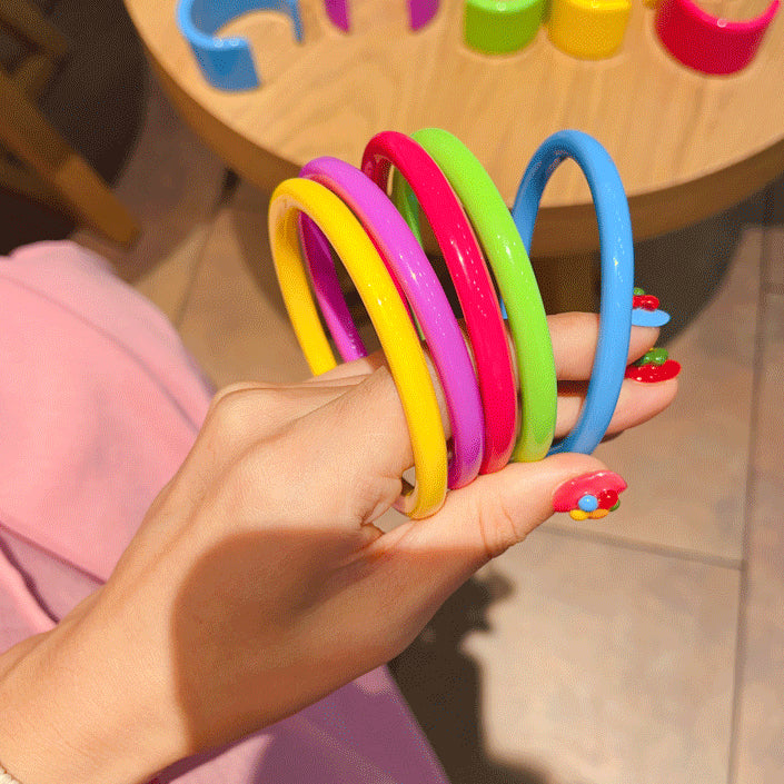 Open Acrylic Statement Bracelet - Modomu