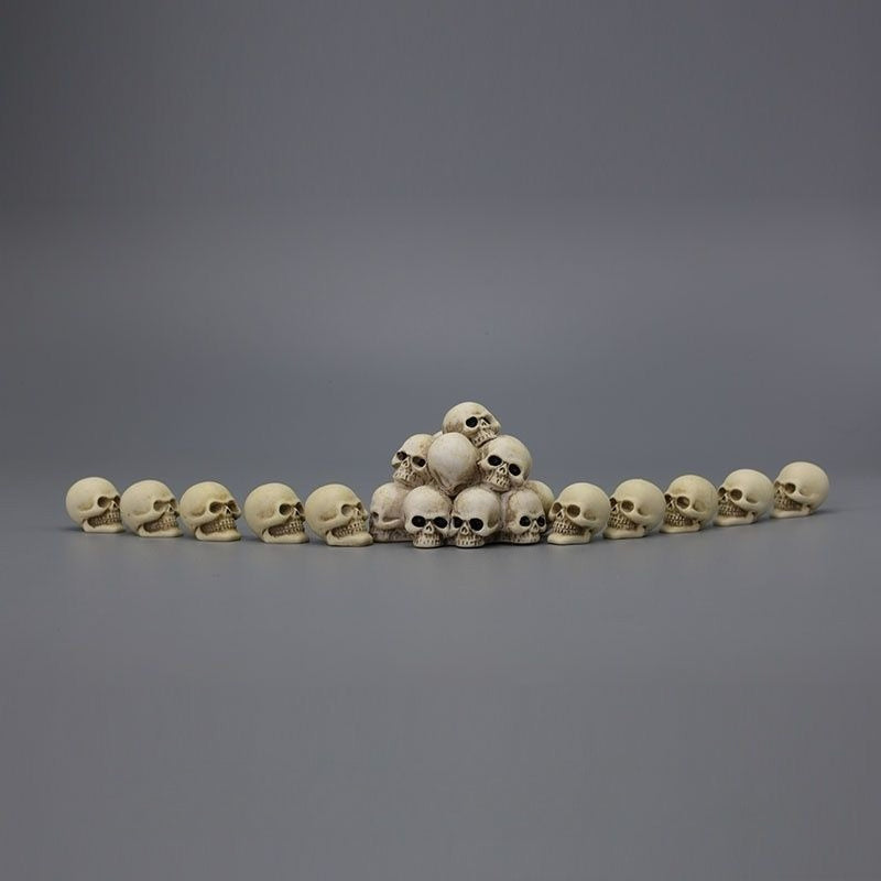 Tiny Skull Pile Figures