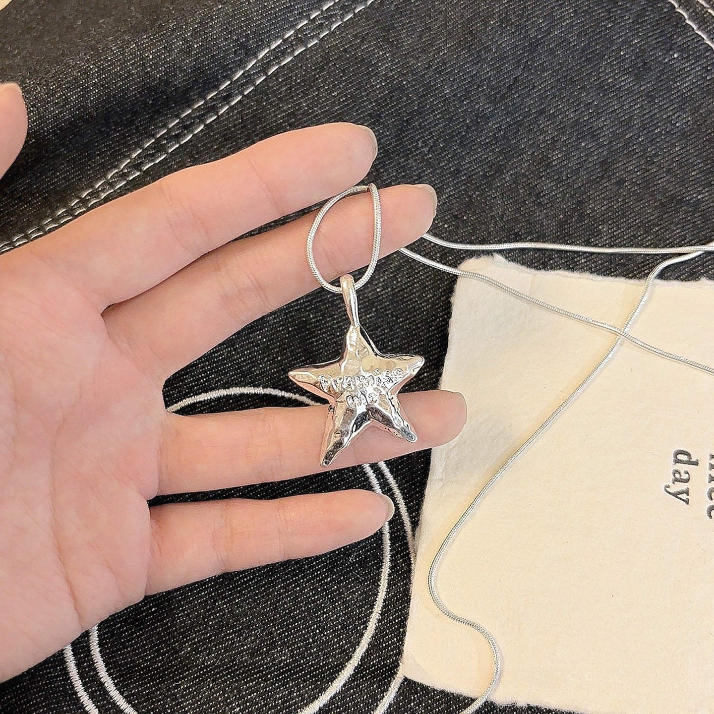 Love Star Pendant Necklace - Modomu
