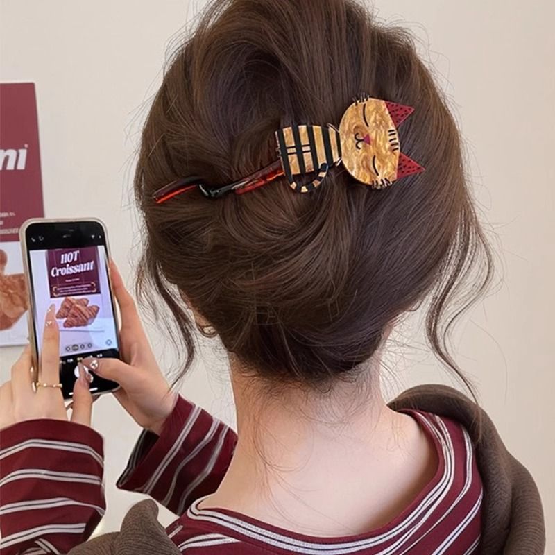 Cartoon Cat Twist Hair Clip