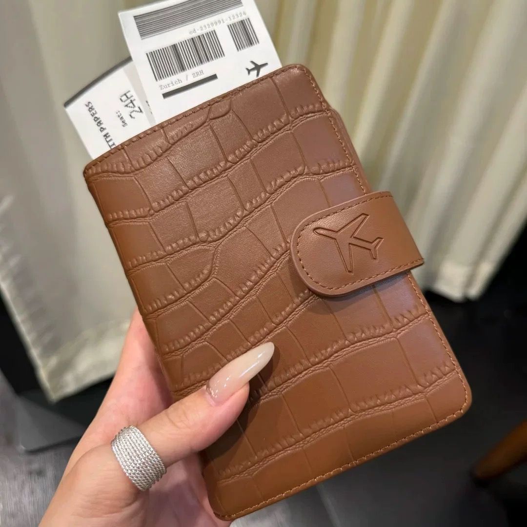 Multi-Function Passport Travel Wallet - Modomu