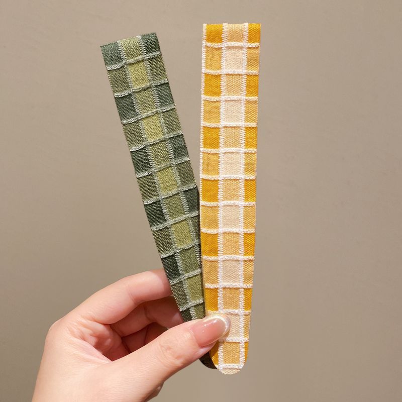 Plaid Flyaway Hair Band
