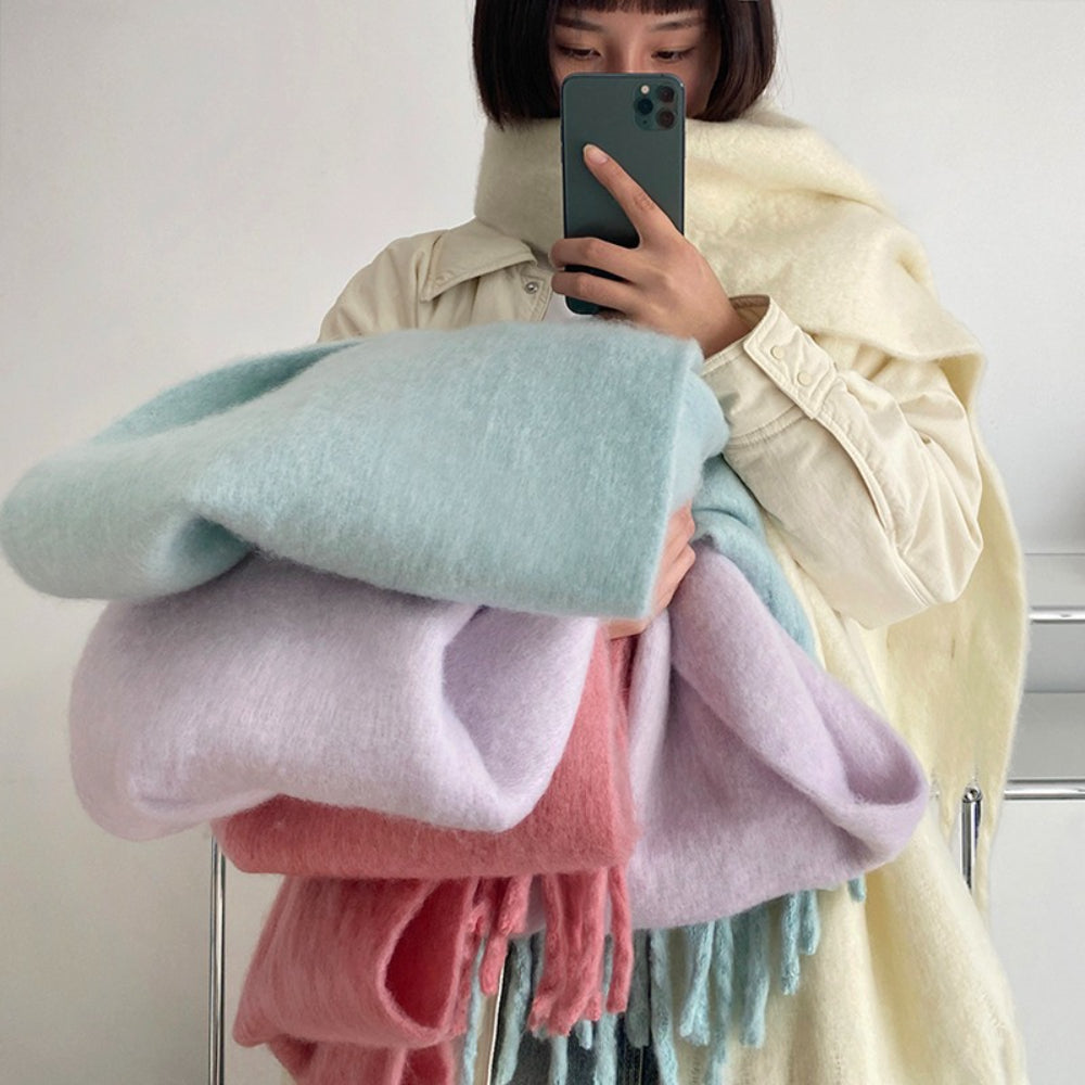 Plush Macaron Scarf Cozy Design