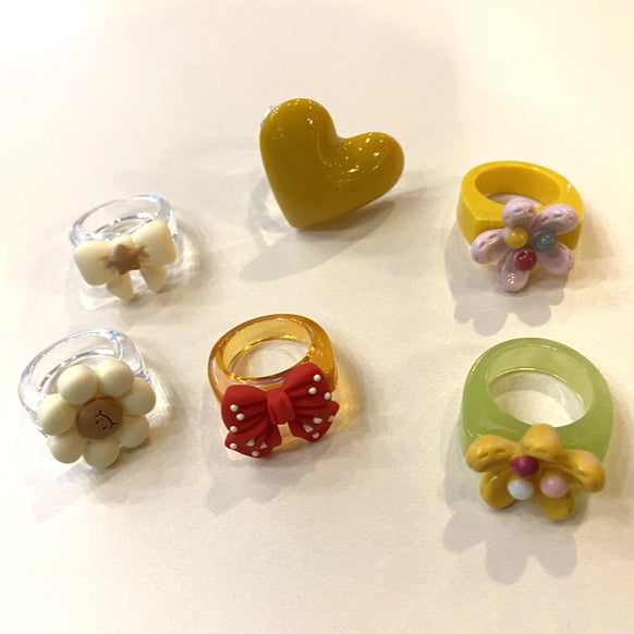 Exaggerated Floral Heart Ring - Modomu