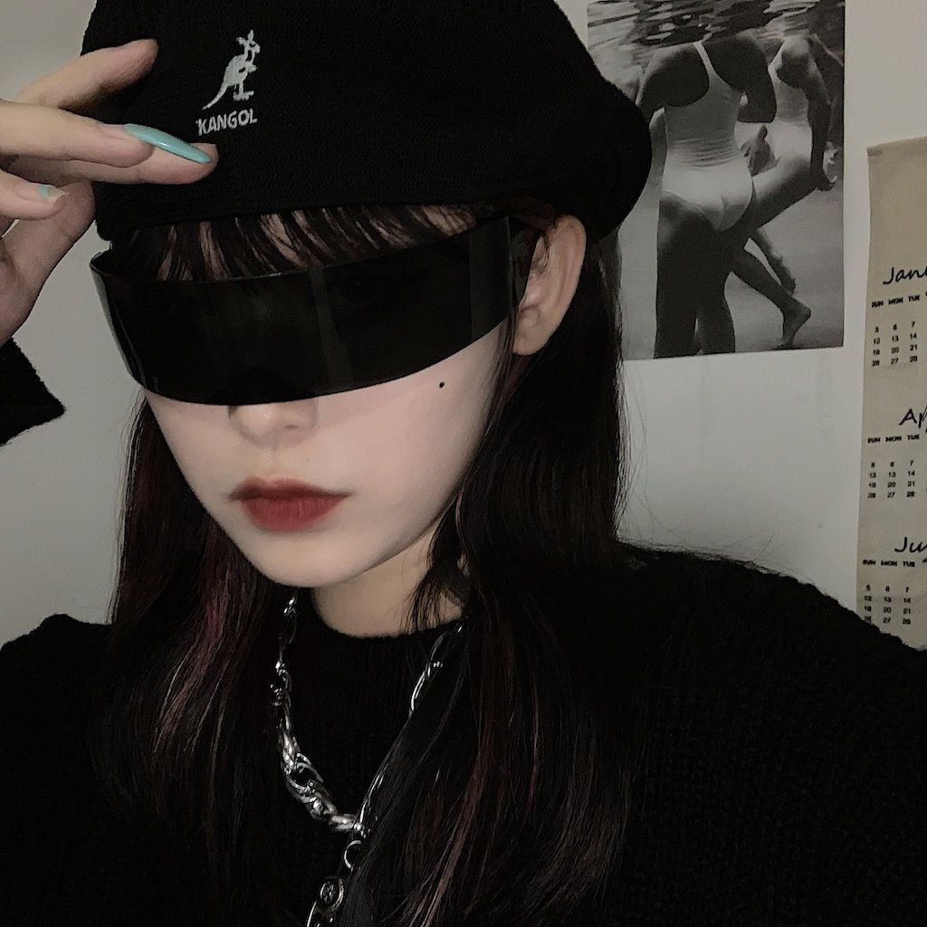 Rectangular Street Style Sunglasses