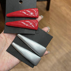 Glossy Triangle Snap Clip