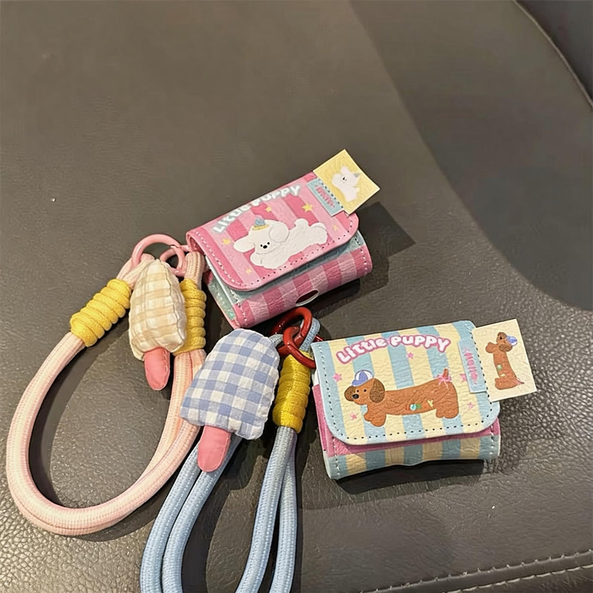Little Puppy Striped AirPods Case