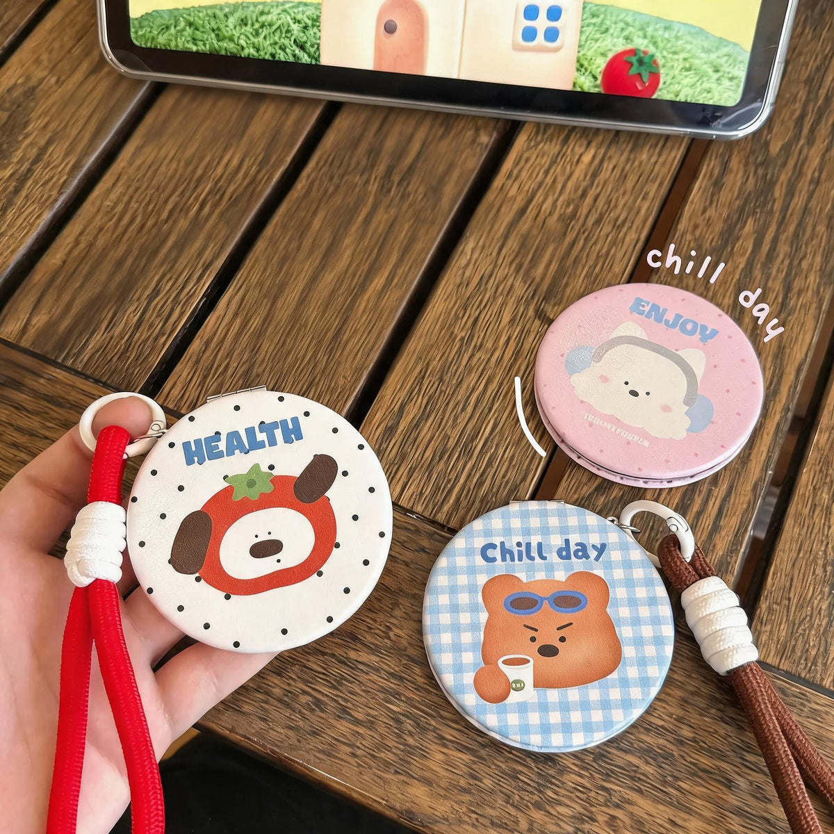 Cartoon Wrist Strap Folding Mirror