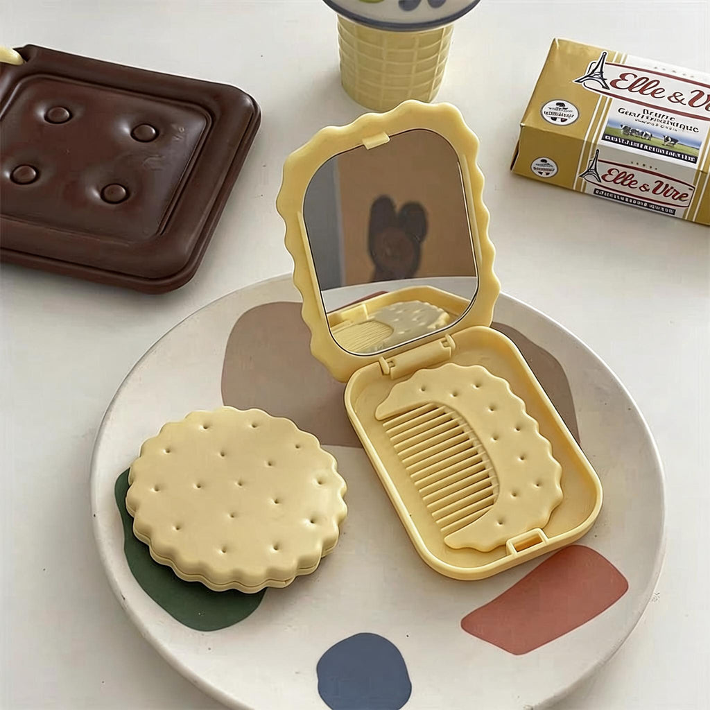 Biscuit Pocket Mirror Comb