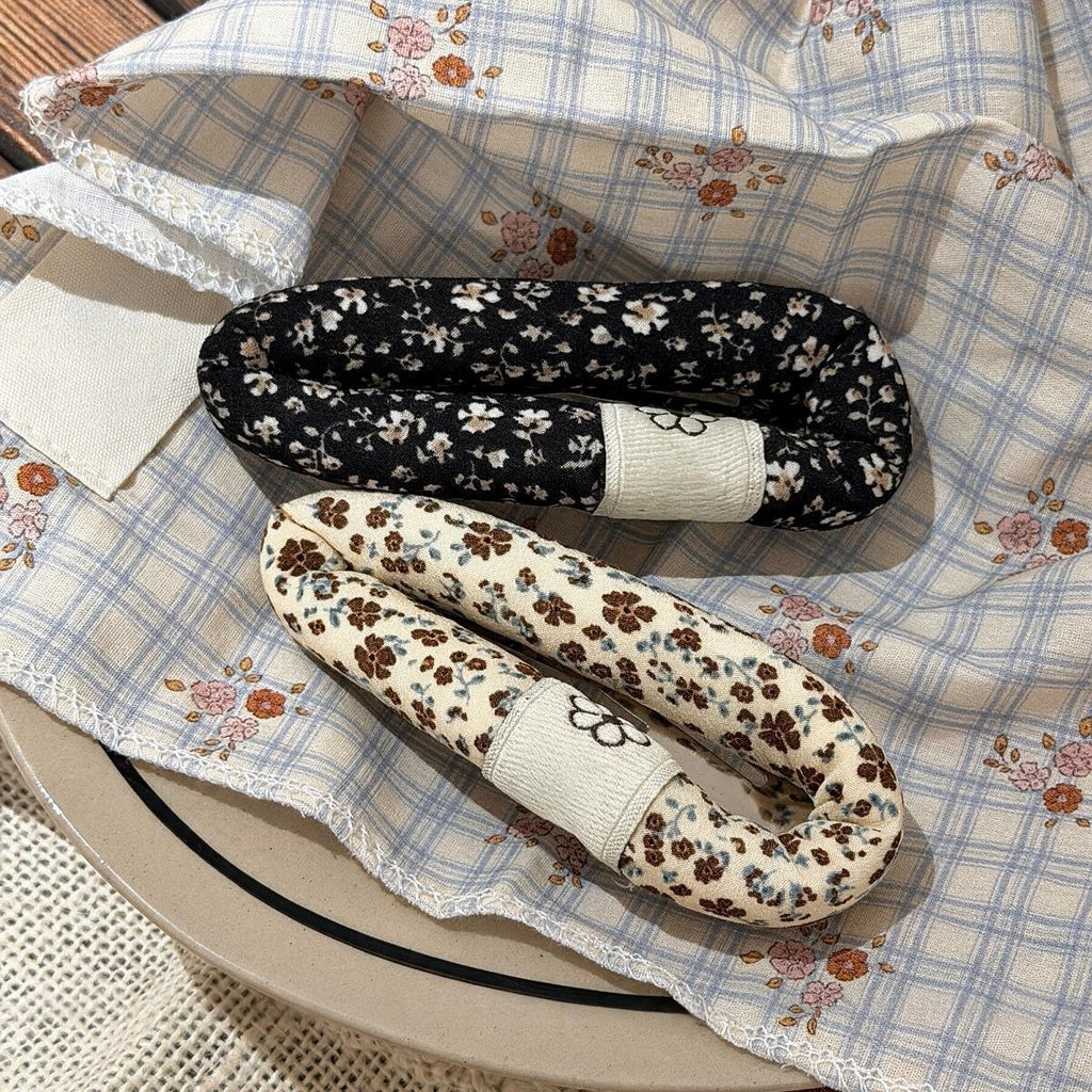 Ditsy Floral Padded Snap Clip