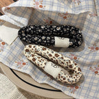 Ditsy Floral Padded Snap Clip