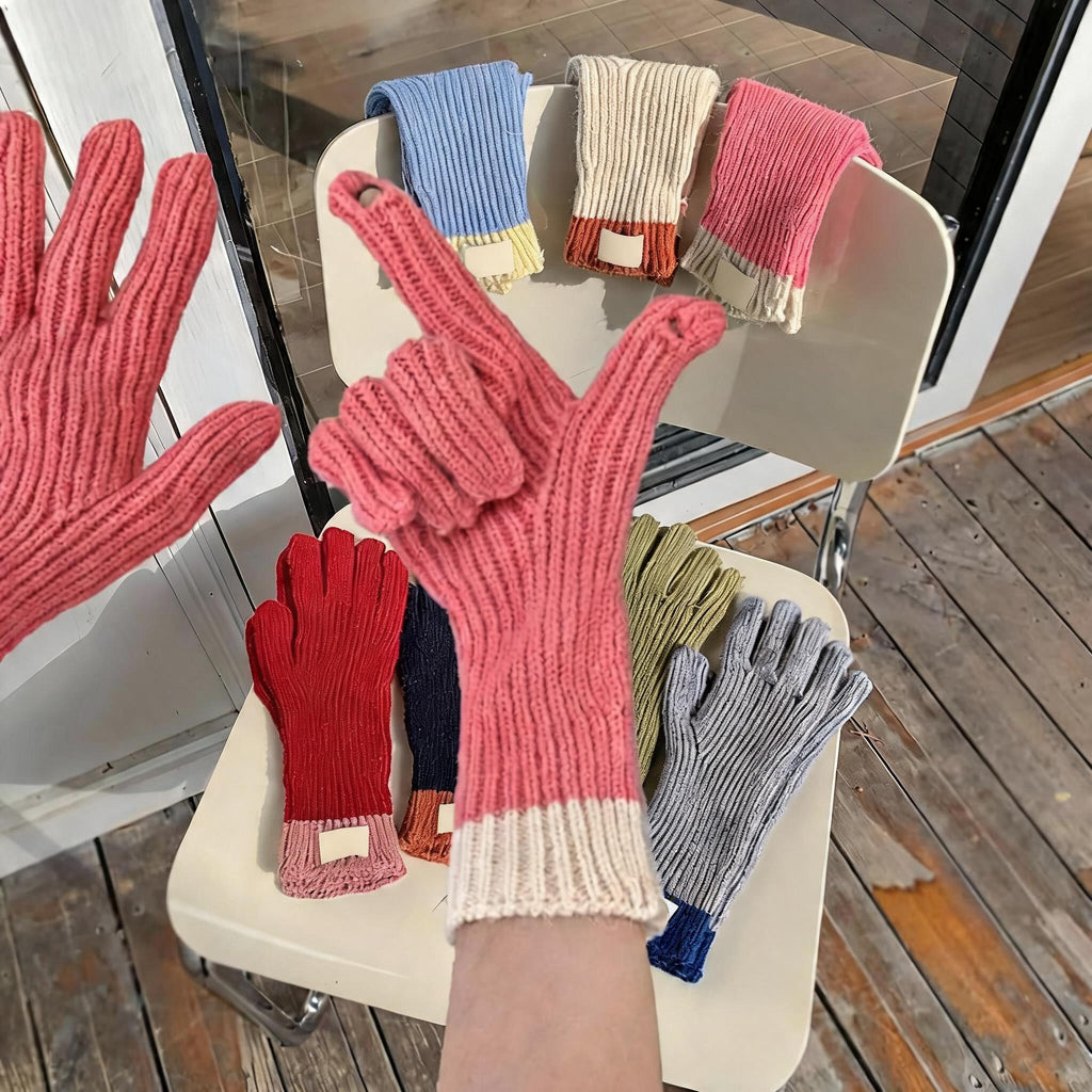 Contrast Cuff Touchscreen Gloves
