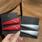 Glossy Triangle Snap Clip