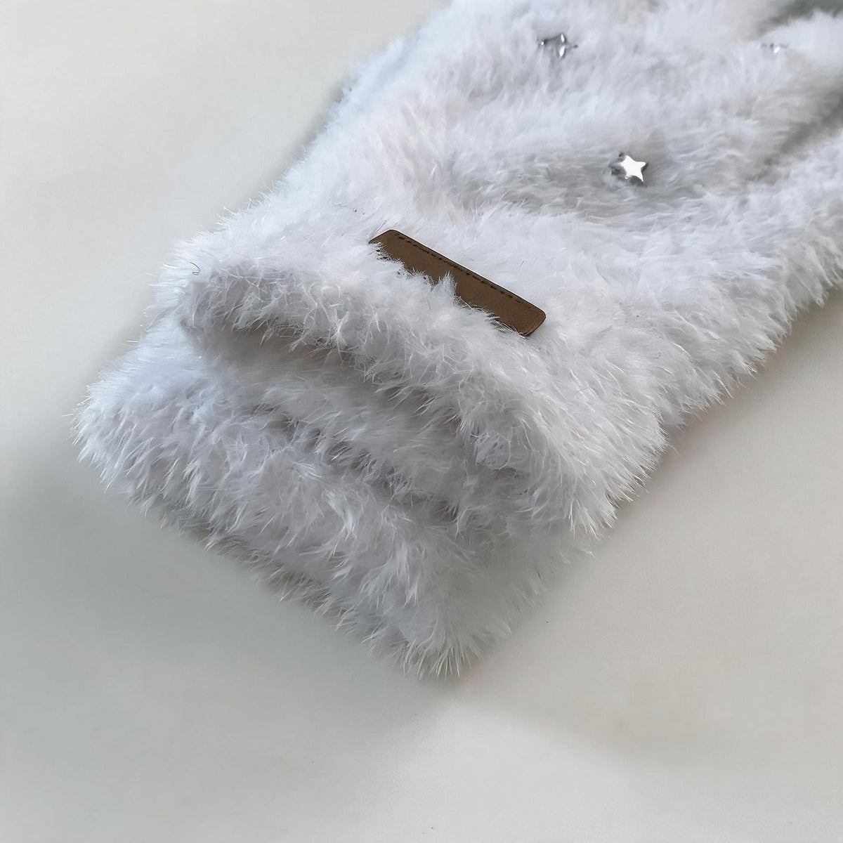 Star Studded Fluffy Gloves