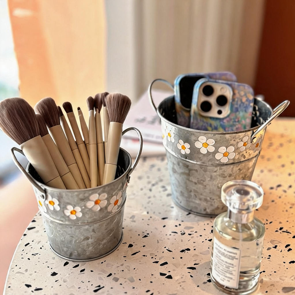 Painted Daisy Brush Bucket
