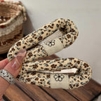 Ditsy Floral Padded Snap Clip