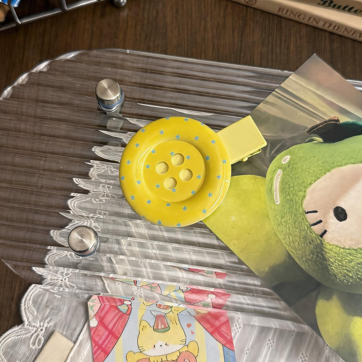 Oversized Button Hair Clips