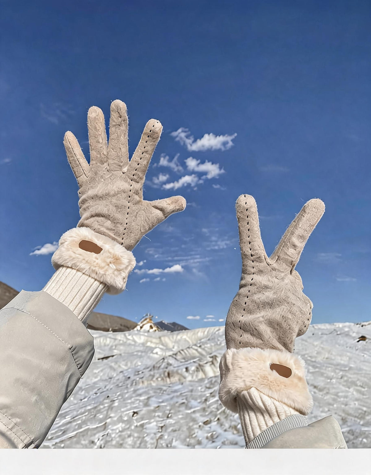 Plush Cuff Touchscreen Gloves