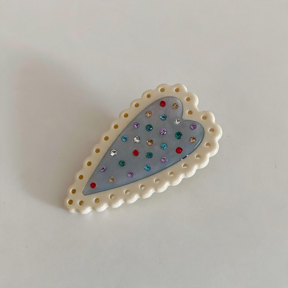 Scalloped Heart Sparkle Hair Clip