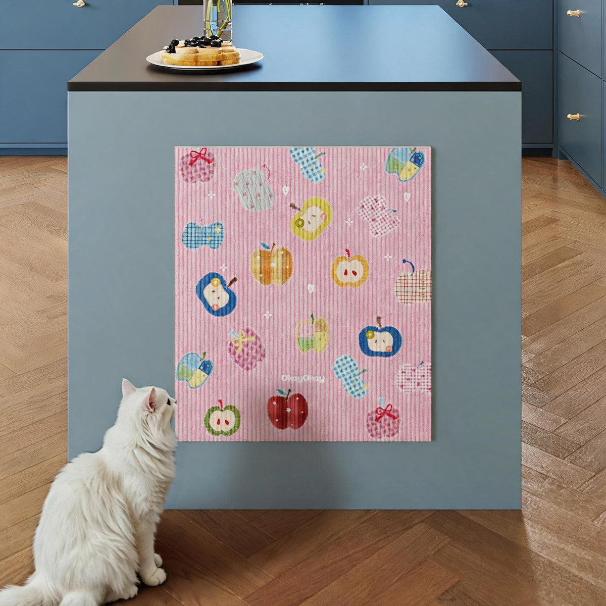 Apple Print Cat Scratch Pad
