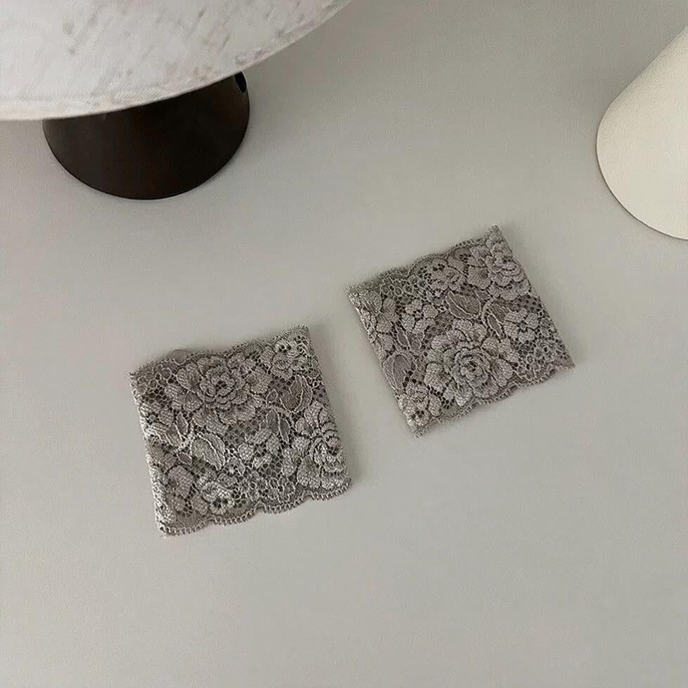 Cushioned Lace Sandal Socks