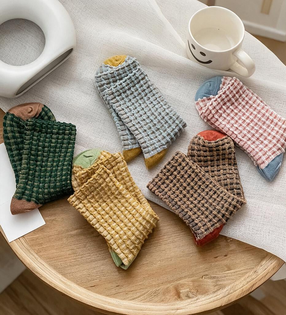 Waffle Check Contrast Toe Socks