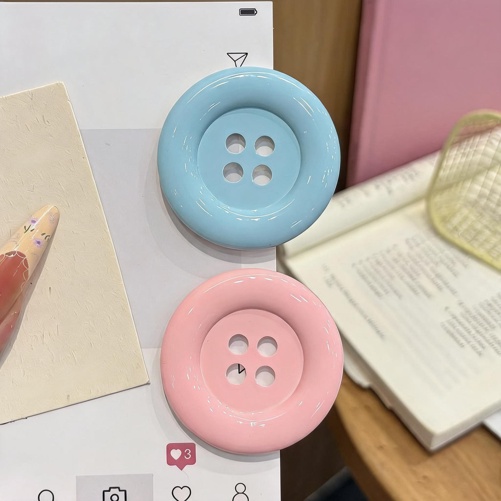 Oversized Button Fringe Clips