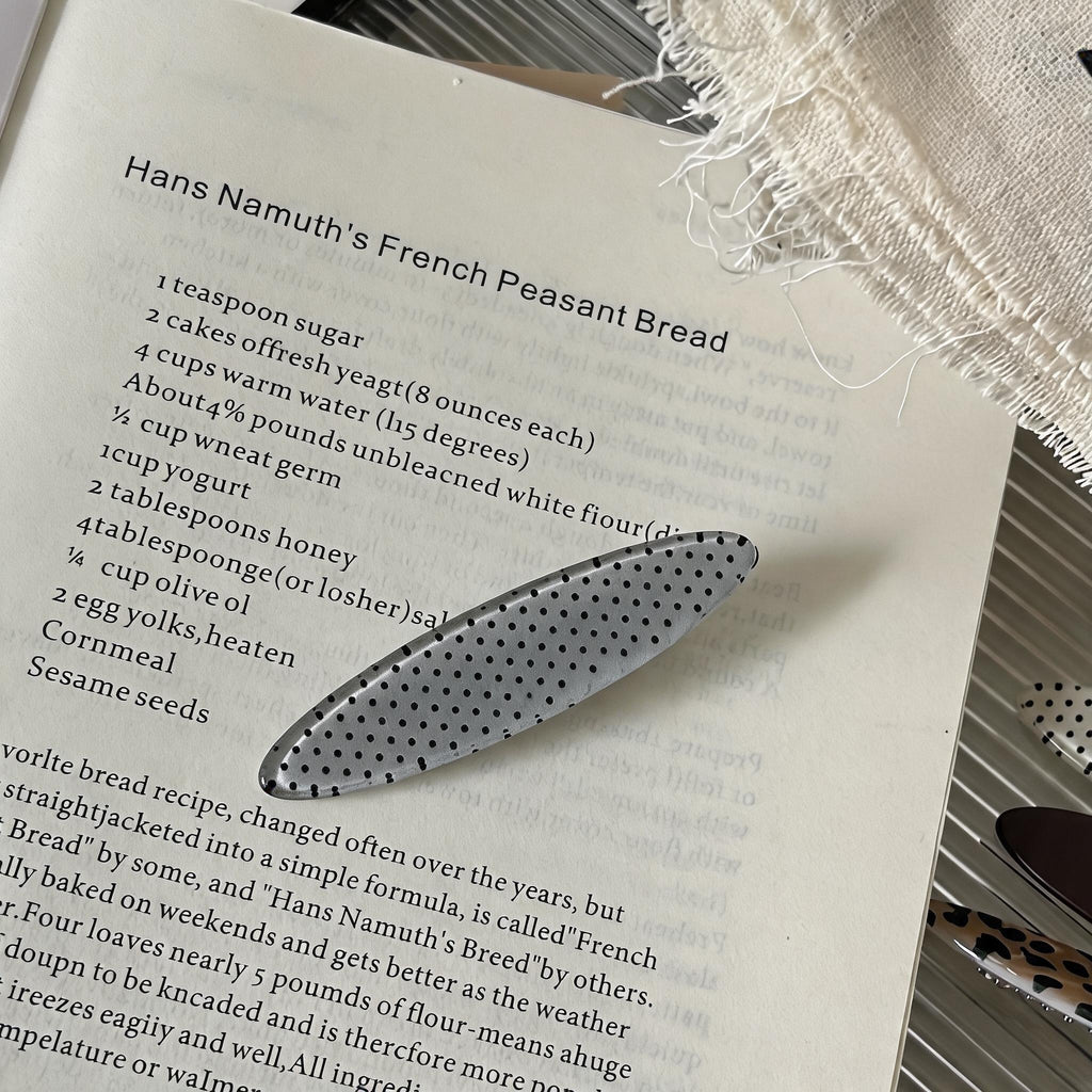 Retro Print Oval Hair Clips