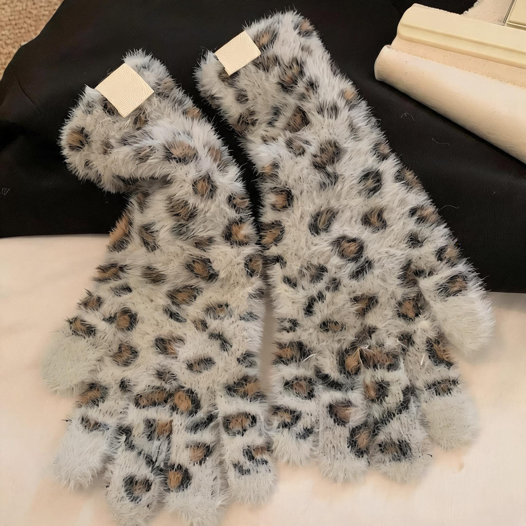 Fuzzy Leopard Touchscreen Gloves